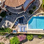 With Private Pool And Ifach View - Maryvilla קלפה