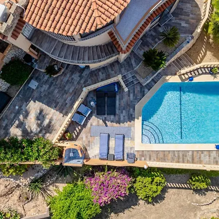 With Private Pool And Ifach View - Maryvilla Calpe