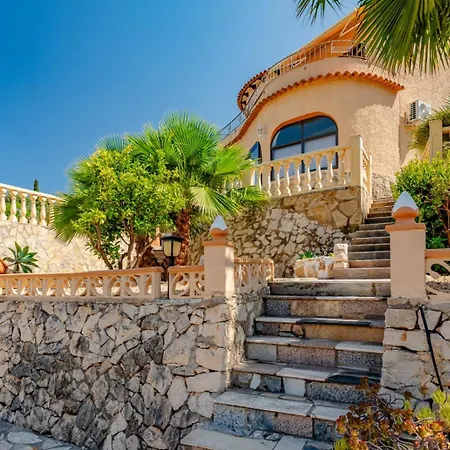 With Private Pool And Ifach View Apartment