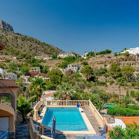 With Private Pool And Ifach View Apartment