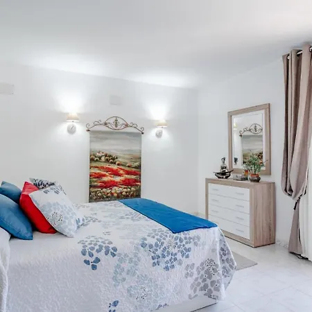 With Private Pool And Ifach View Apartment